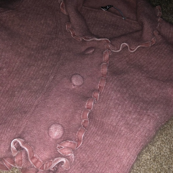 Pink Sweater - Picture 3 of 5